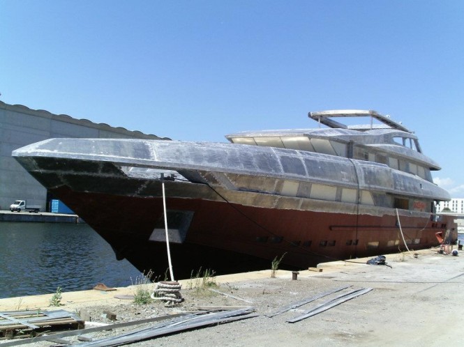 Rossinavi move 49m motor yacht Prince Shark to Viareggio