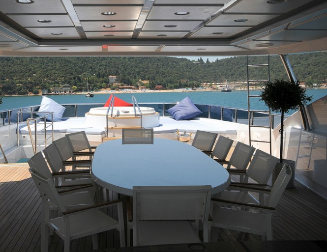 Superyacht Azra Exterior Superyacht Azra Exterior