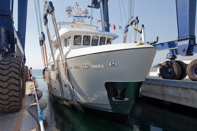 Newly launched Darwin Class 86 superyacht PERCHERON by CdM Yachts
