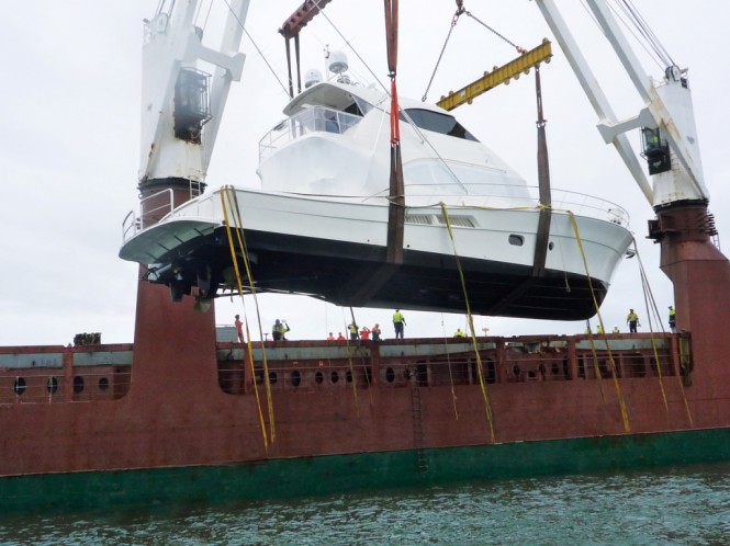 Riviera's first 75 Enclosed Flybridge is loaded onto a ship bound for New Zealand Riviera's first 75 Enclosed Flybridge is loaded onto a ship bound for New Zealand