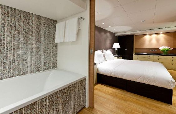 Superyacht LARS - Accommodation Superyacht LARS - Accommodation