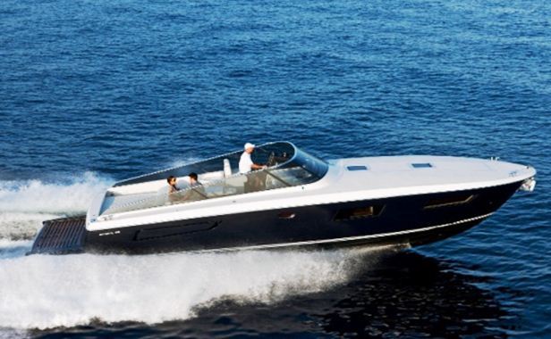 Delivery of the first Itama 45′ yacht tender to Lebanon