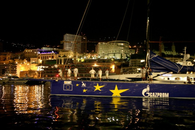 Luxury yacht Esimit Europa 2 by night Luxury yacht Esimit Europa 2 by night
