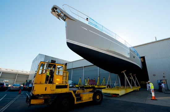 Sailing yacht Oyster 725 and the Oyster 885 yacht to be launched at the autumn boat shows