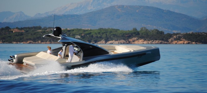 EYOS Tenders deliver the Maori 52 COLLIDER yacht tender