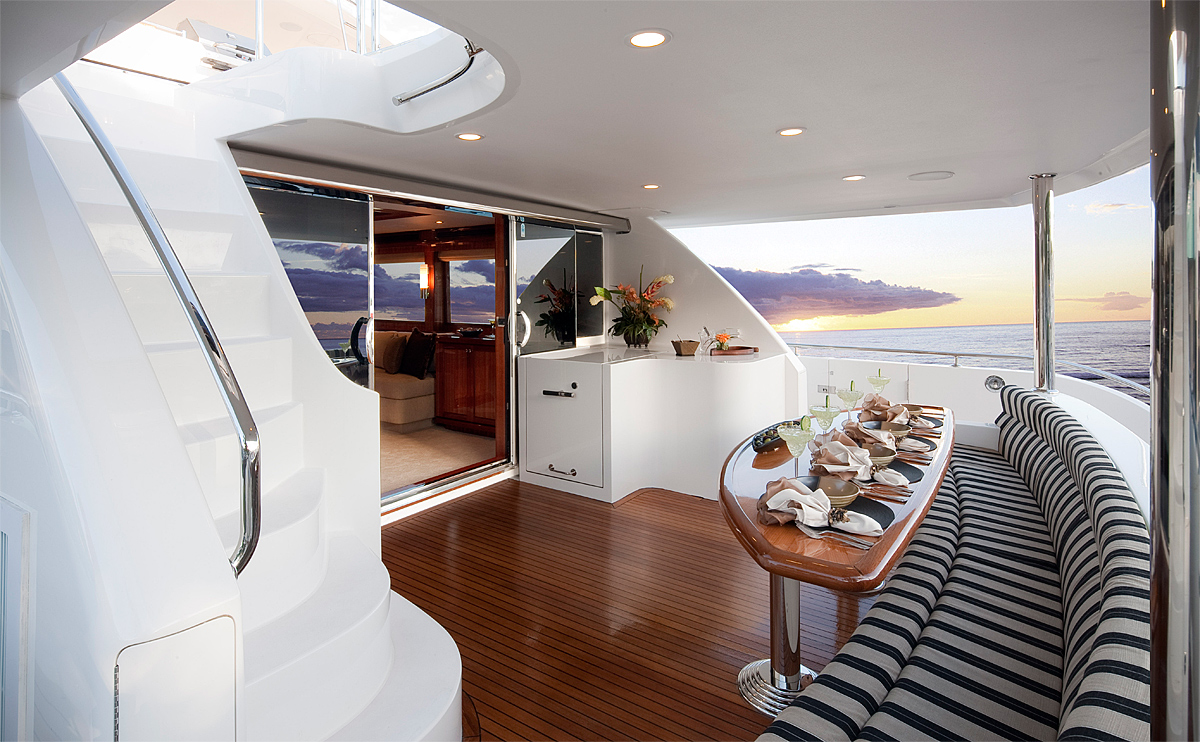Ocean Alexander 78 yacht - Aft deck Ocean Alexander 78 yacht - Aft deck