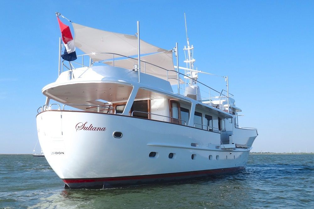 The Canoe stern of the classic motor yacht SULTANA by Feadship The Canoe stern of the classic motor yacht SULTANA by Feadship