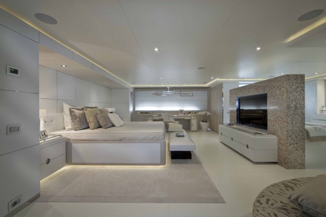 60m CRN superyacht DARLINGS DANAMA’s exclusive noise cancelling system.
