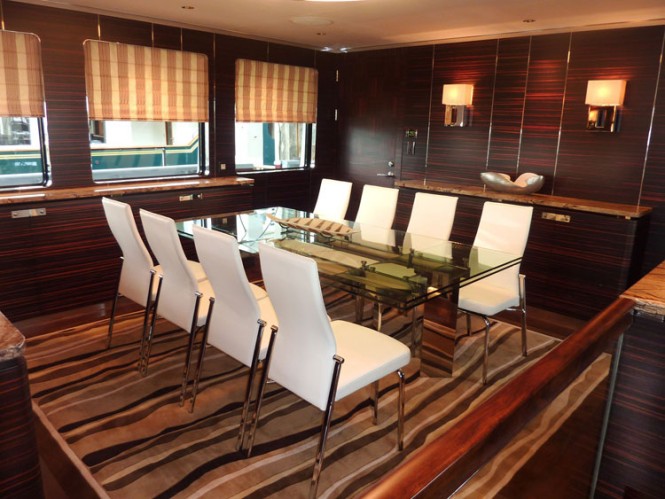 Superyacht Mazu - Dining Superyacht Mazu - Dining