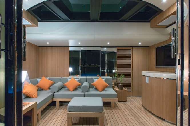 Beach deck interior - yacht PAPI DU PAPI - Photo Credits @ Marc Paris