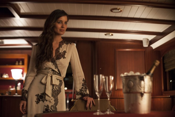 Huge charter special for the 56m Sailing Yacht REGINA ‘starring’ in the new James Bond movie SKYFALL