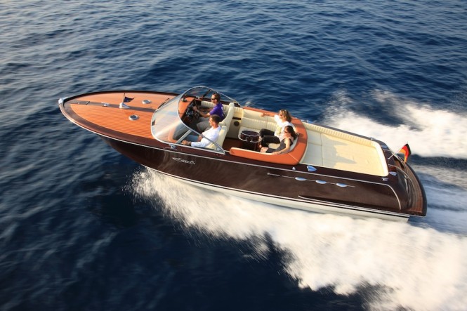 Ipanema yacht tender by Graf Bootsbau presented at the 2012 MYS