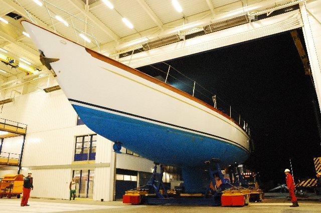 New Holland Jachtbouw refit: Ron Holland designed 90ft charter yacht BOO TOO