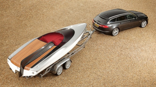 Jaguar Cars unveils the newest ‘Concept Speedboat’ yacht tender