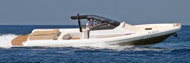 The latest MX-13 Coupe yacht tender by Magazzu