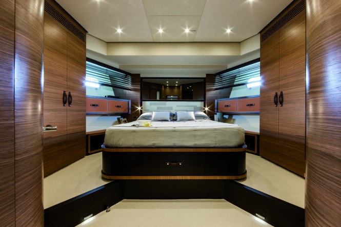 Magellano 76 yacht VIP Cabin Magellano 76 yacht VIP Cabin
