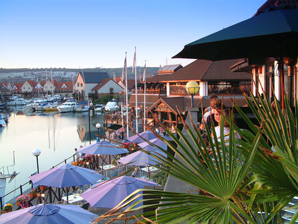 Premier Marinas’ Port Solent Marina: Christmas Exhibition at Above the Blue