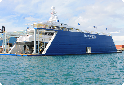 Rybovich working on the refit of the 52m Oceanco motor yacht SUNRISE