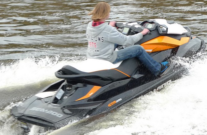 Electric waverunner - aft view Electric waverunner - aft view