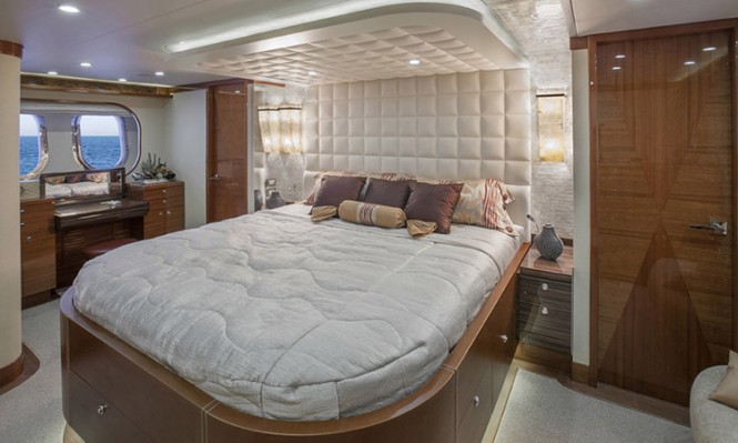 Motor yacht Bravo 88 - Master Cabin Motor yacht Bravo 88 - Master Cabin