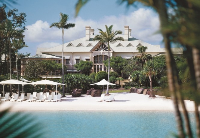 Cove Travel’s exclusive accommodation packages during SCIBS 2012