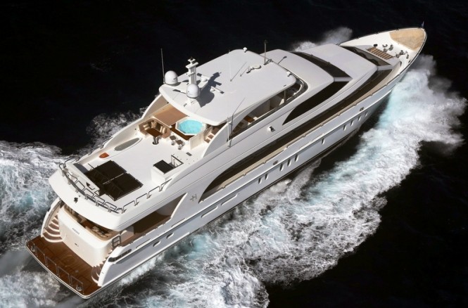 Interior images of the Hargrave 125 RPH Yacht GIGI II