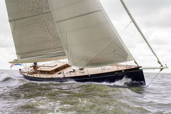 New Hoek Design Pilot Classic 85 sailing yacht WINDHUNTER II delivered
