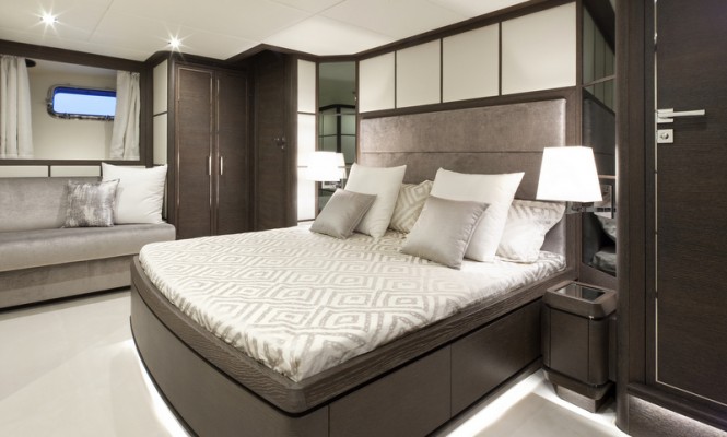 Luxurious cabins aboard Cerri 102 FlyingSport Hull 2 Yacht Luxurious cabins aboard Cerri 102 FlyingSport Hull 2 Yacht