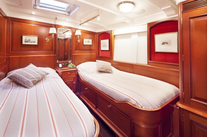 13 Sailing yacht Kamaxitha - guest cabin - Photo by Cory Silken Sailing yacht Kamaxitha - guest cabin - Photo by Cory Silken