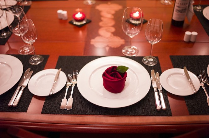 Dining in style aboard luxury superyacht Kamaxitha - Photo by Cory Silken Dining in style aboard luxury superyacht Kamaxitha - Photo by Cory Silken