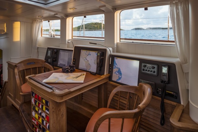 28 Royal Huisman Sailing Yacht Pumula - main deckhouse - Photo by Cory Silken Royal Huisman Sailing Yacht Pumula - main deckhouse - Photo by Cory Silken