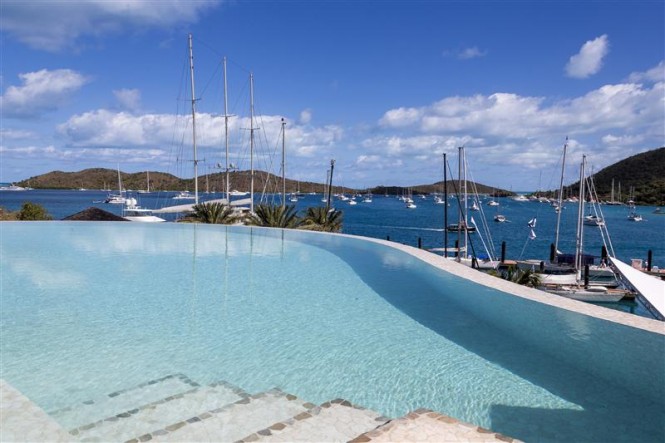 Dockside ambiance at the Yacht Club Costa Smeralda - Photo by RolexCarlo Borlenghi Dockside ambiance at the Yacht Club Costa Smeralda - Photo by RolexCarlo Borlenghi