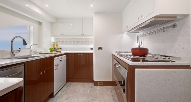 Tango 5 Yacht - Galley Tango 5 Yacht - Galley