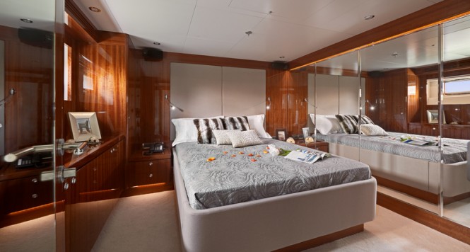 Tango 5 Yacht - Stateroom Tango 5 Yacht - Stateroom