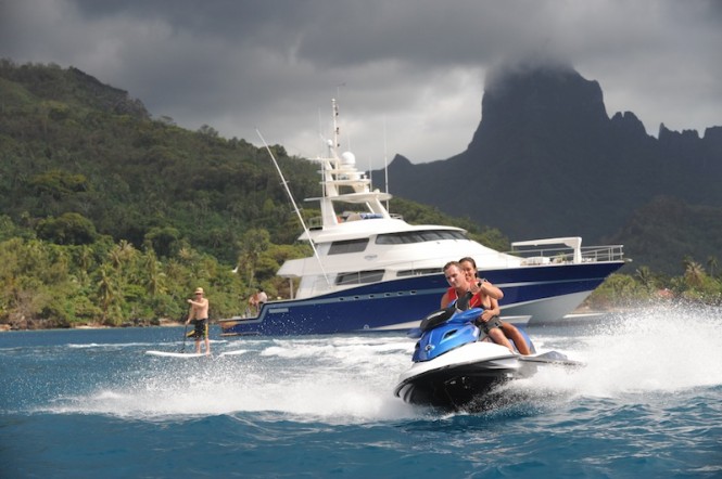 Fantastic TAHITI yacht charter special for ULTIMATE LADY  superyacht