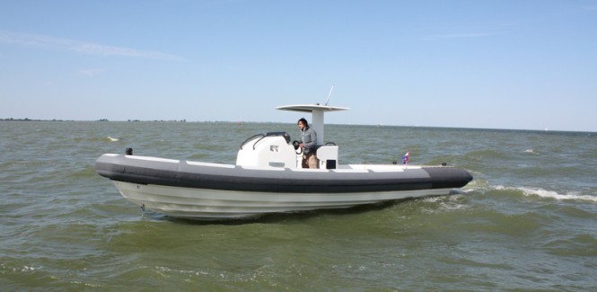 The Ultimate Xtender 10.0 Superyacht Tender Made of Carbon