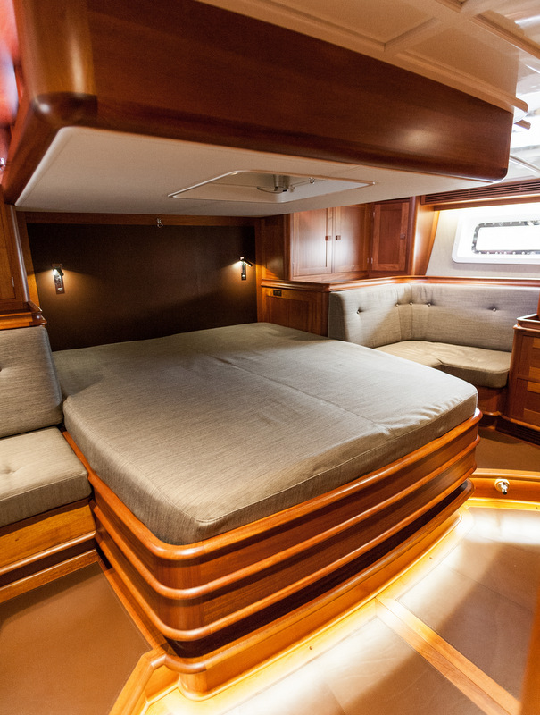 Windhunter II Yacht - Cabin Windhunter II Yacht - Cabin