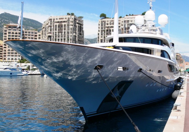 Benetti Yacht I Dynasty - Image Courtesy of LiveYachting