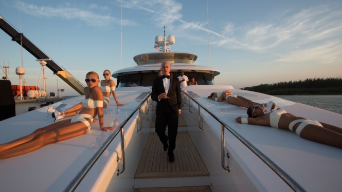 Luxury charter yacht ARIANNA star of the latest Pitbull/Arianna/FIAT America music video ‘Sexy People’ (The Fiat Song)