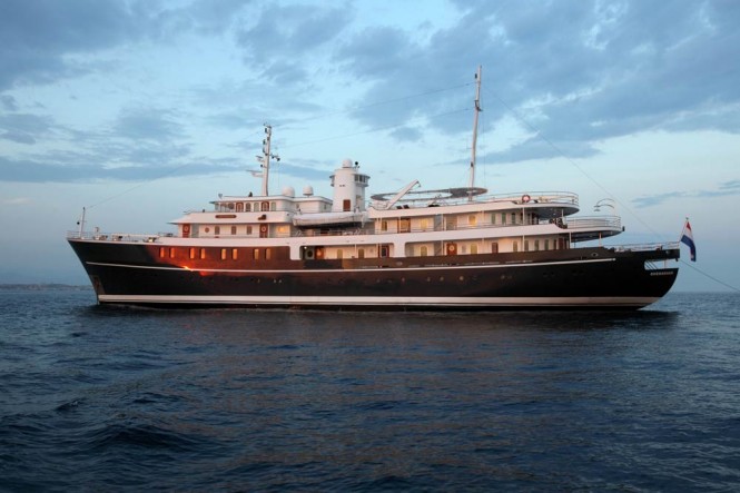 Mega Yacht SHERAKHAN World Tour – 38,000 nautical aboard one of the very best yachts available for charter
