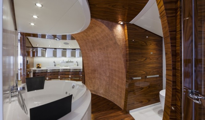 Superyacht Vulcan - Bathroom Superyacht Vulcan - Bathroom