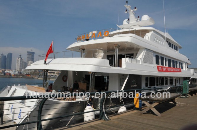 Tiger Shark Yacht - aft view Tiger Shark Yacht - aft view