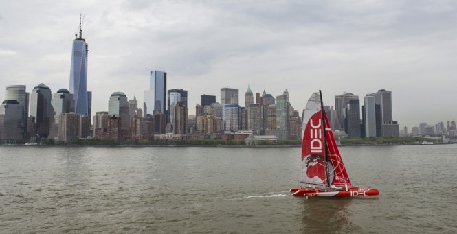 Francis Joyon aboard his maxi-trimaran yacht IDEC sets off on the North Atlantic Record