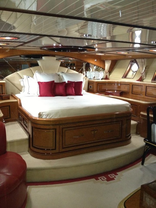 Classic Motor Yacht Atlantide - master stateroom Classic Motor Yacht Atlantide - master stateroom