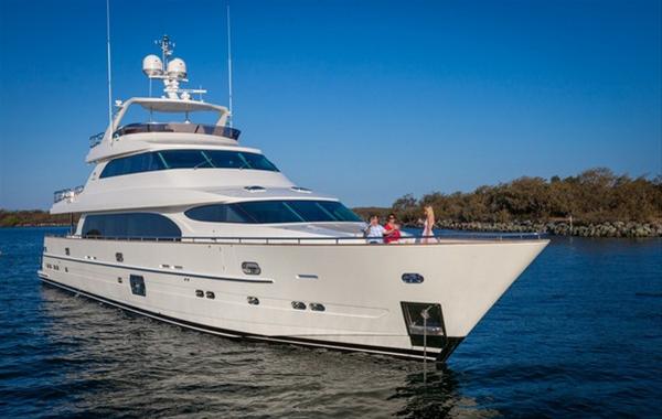 New order for Horizon P105 Yacht scheduled for completion in January 2015
