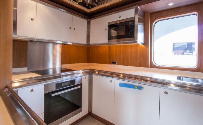 Moonen 100 Yacht Hull YN195 - Galley Moonen 100 Yacht Hull YN195 - Galley