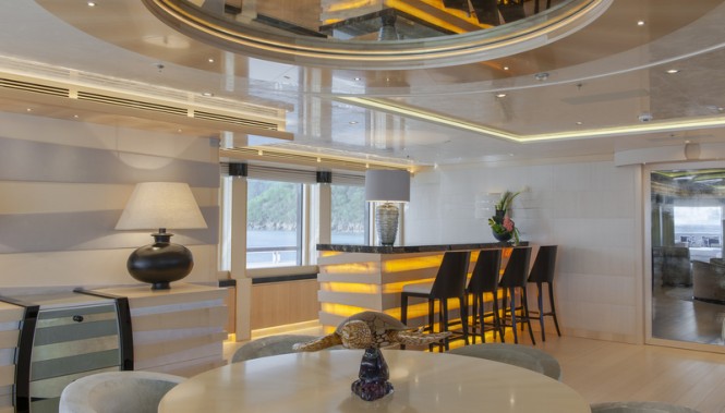Quattroelle Yacht - Owners Saloon Photo by Klaus Jordan Quattroelle Yacht - Owners Saloon Photo by Klaus Jordan