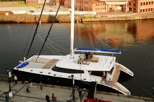 Premiere and first sea trials for 80 Sunreef Carbon Line sailing yacht LEVANTE