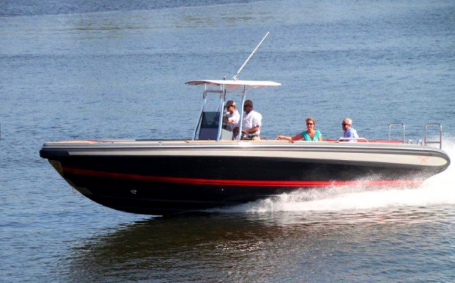 Novurania launch CHASE 31 Yacht Tender