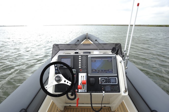 ELITE line yacht tender - Dashboard ELITE line yacht tender - Dashboard